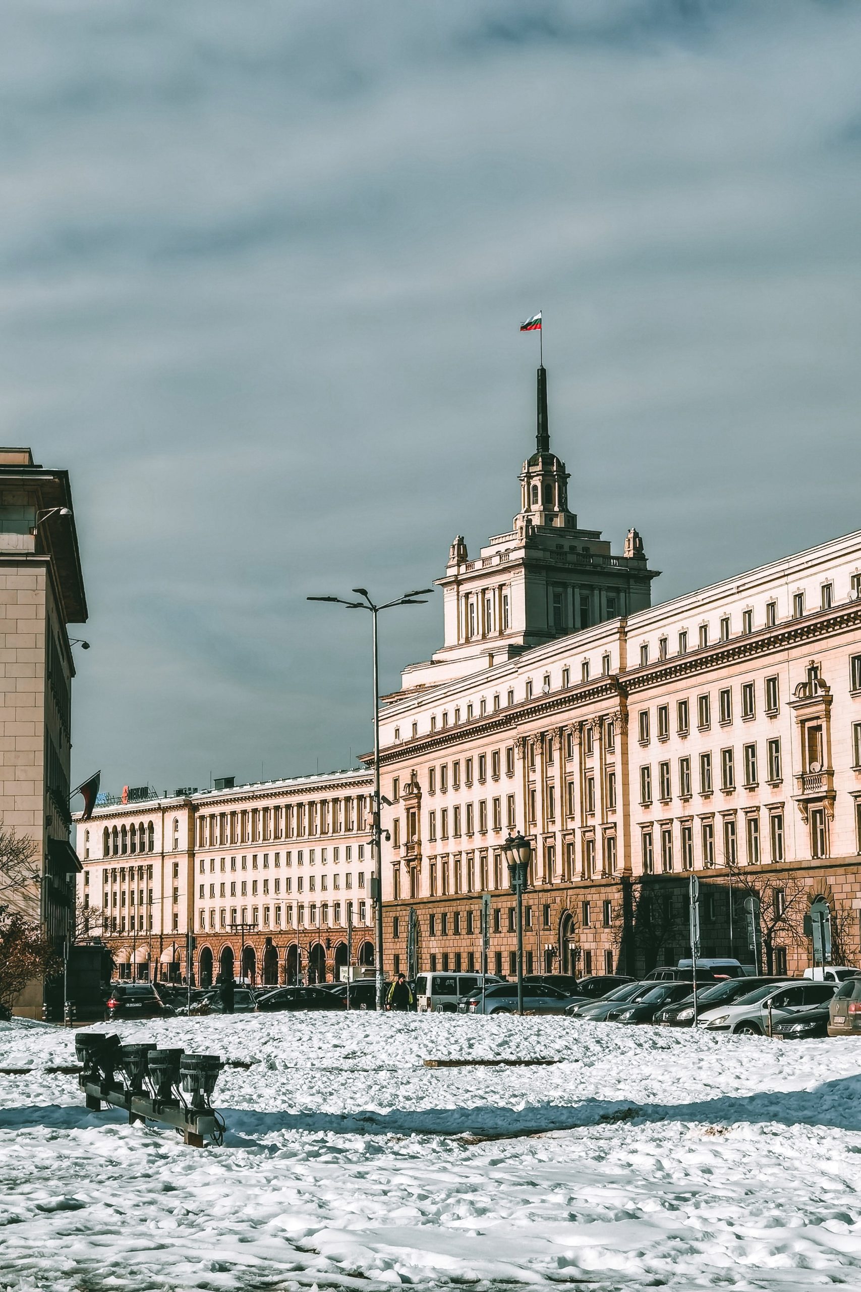 Bulgaria_state-building_daytime